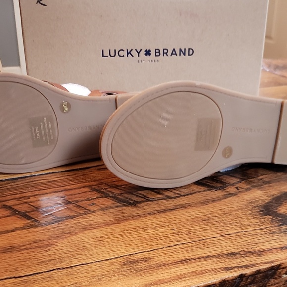 BNIB Lucky Brand Ainsley Sandals 7M - Picture 4 of 5